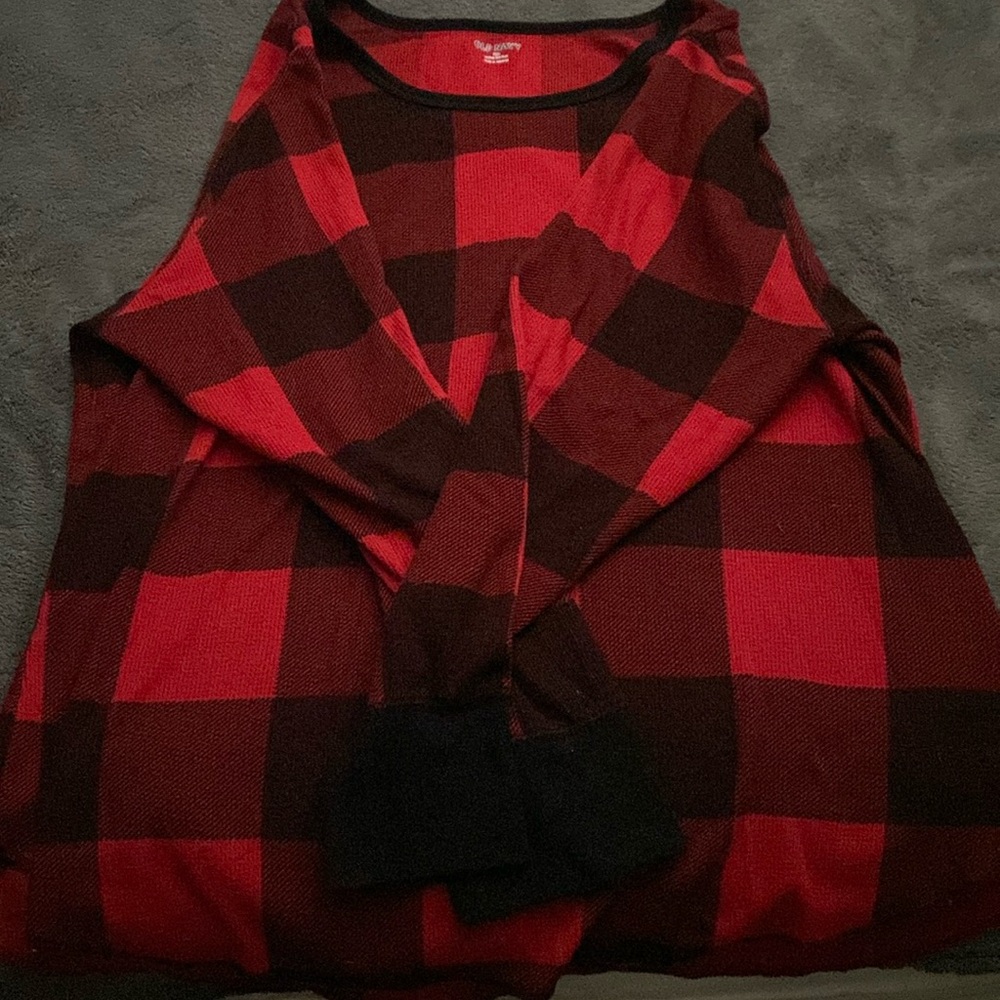 Old Navy plaid pajama top